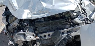 Kayseri'de 2 otomobilin çarpışması sonucu 2 kişi öldü, 9 kişi yaralandı