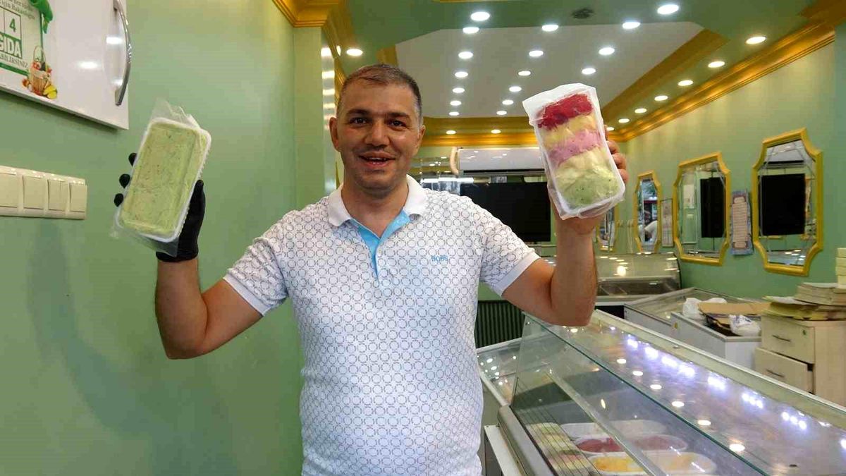 Kilosu 400 lira, topu 10 lira: Kilisli dondurmacıdan topu 400 liraya satılan dondurmaya tepki