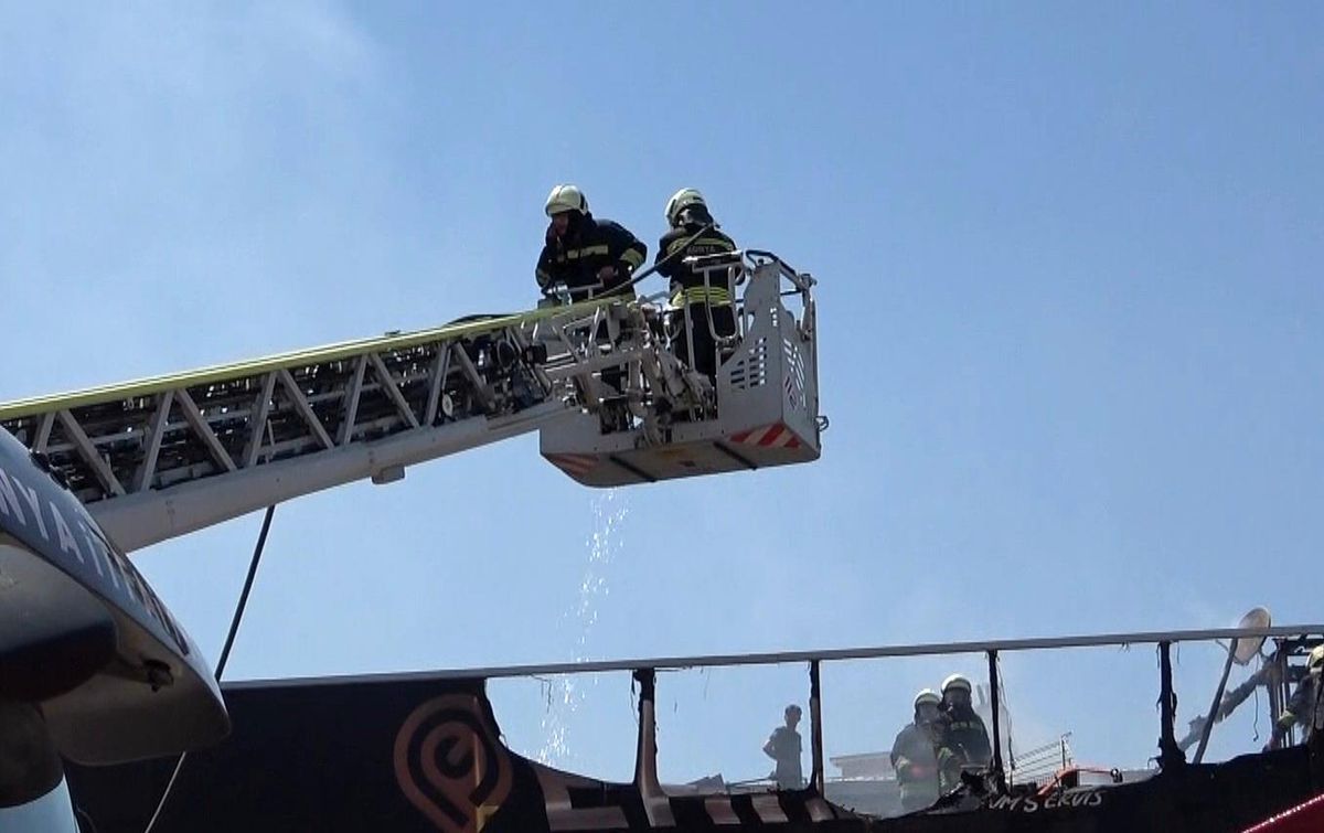 Konya'da iş yerinde çıkan yangın paniğe neden oldu