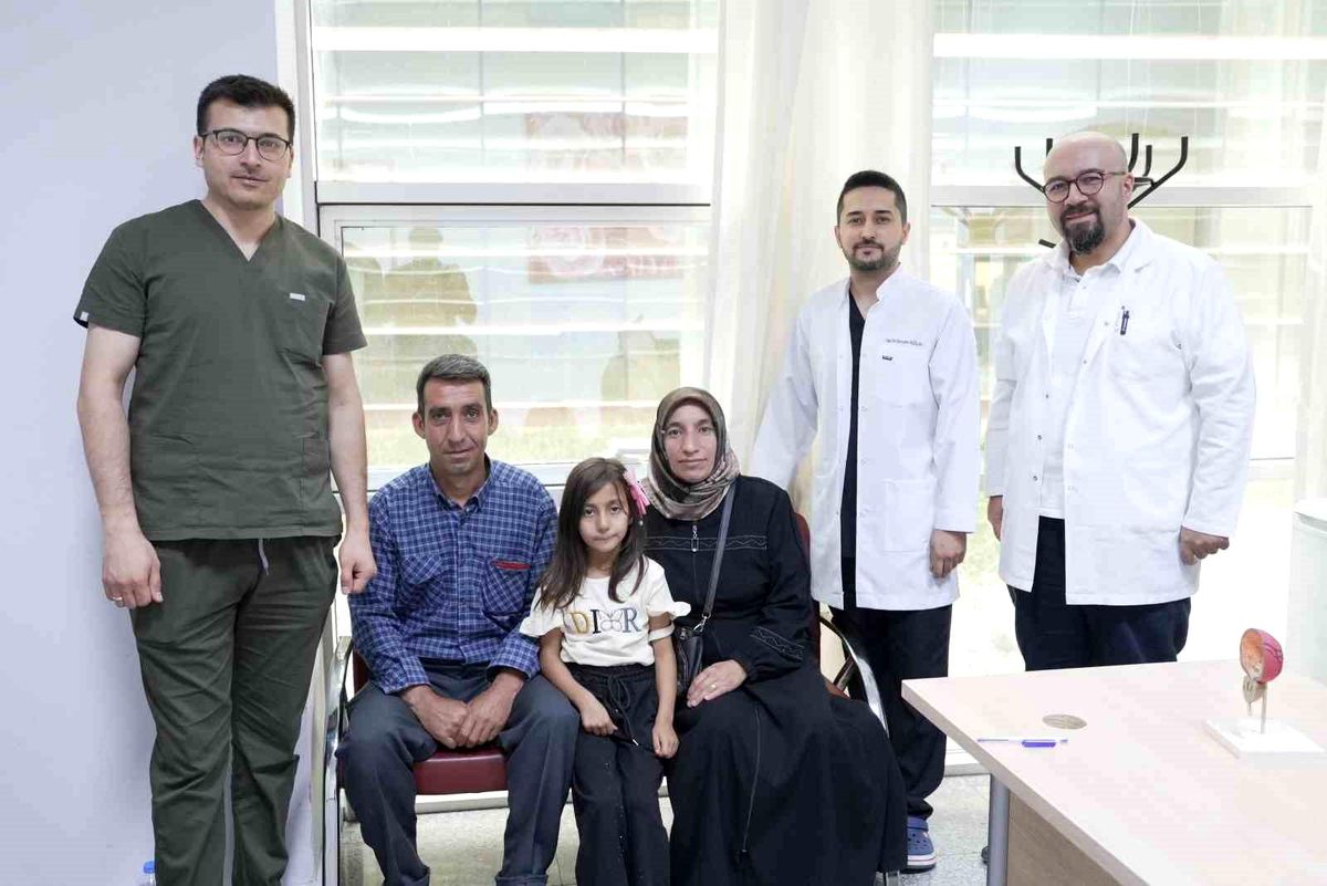 Malatya Eğitim ve Araştırma Hastanesi'nde böbrekleri koruyan kanser ameliyatı başarıyla yapıldı.