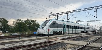 Milli Elektrikli Tren, Halkalı-Uzunköprü hattında hizmete başladı