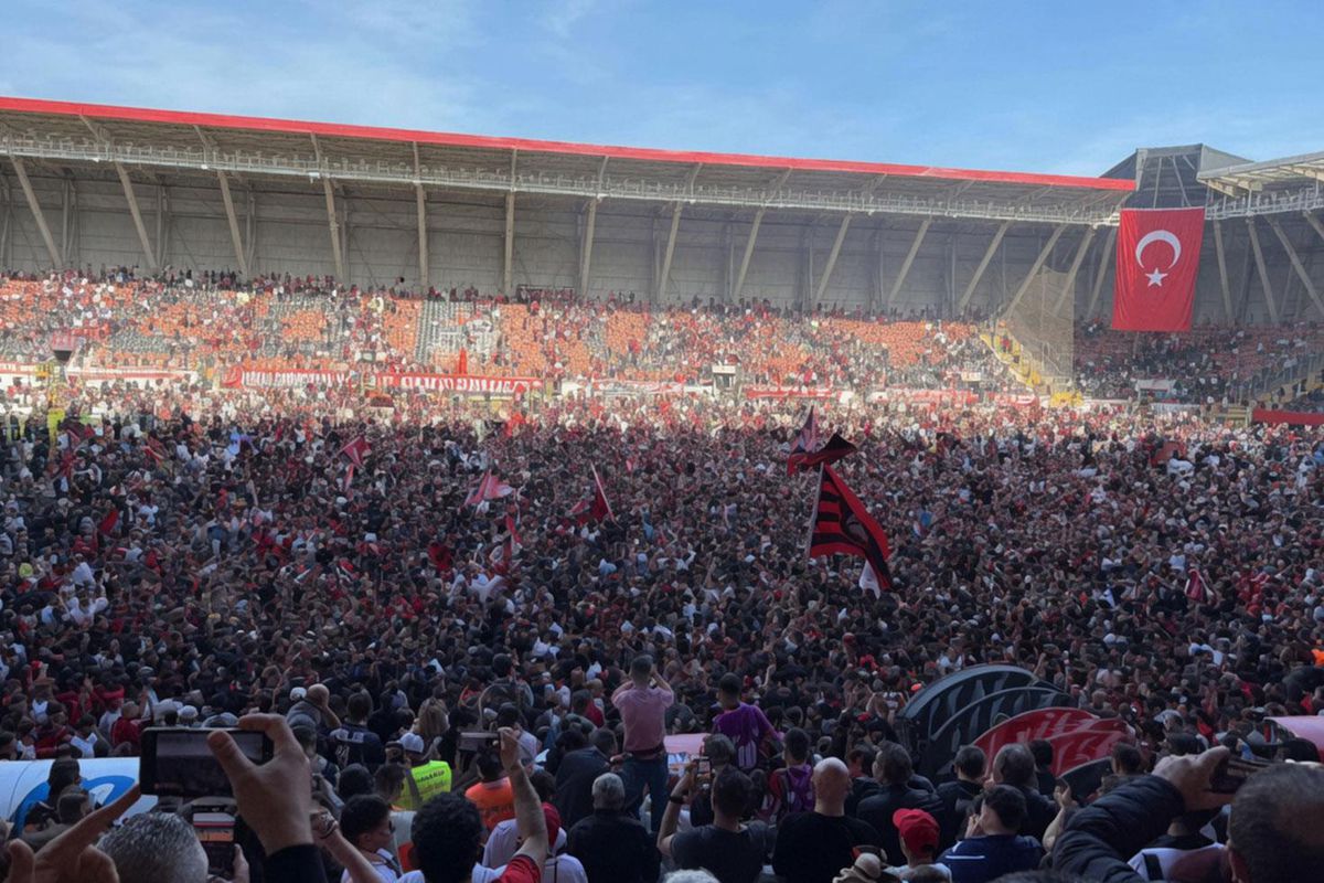 Şampiyon Çorum'da yıldız futbolcu ortadan kayboldu! Tüm şehir onu arıyor