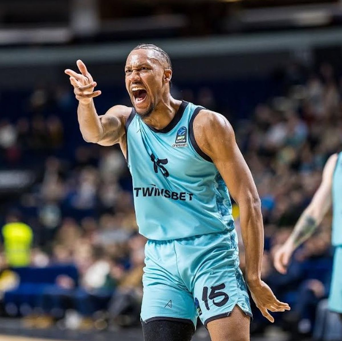 TOFAŞ Basketbol Takımı'nın yeni transferi Amerikalı forvet Tre'Shawn Thurman