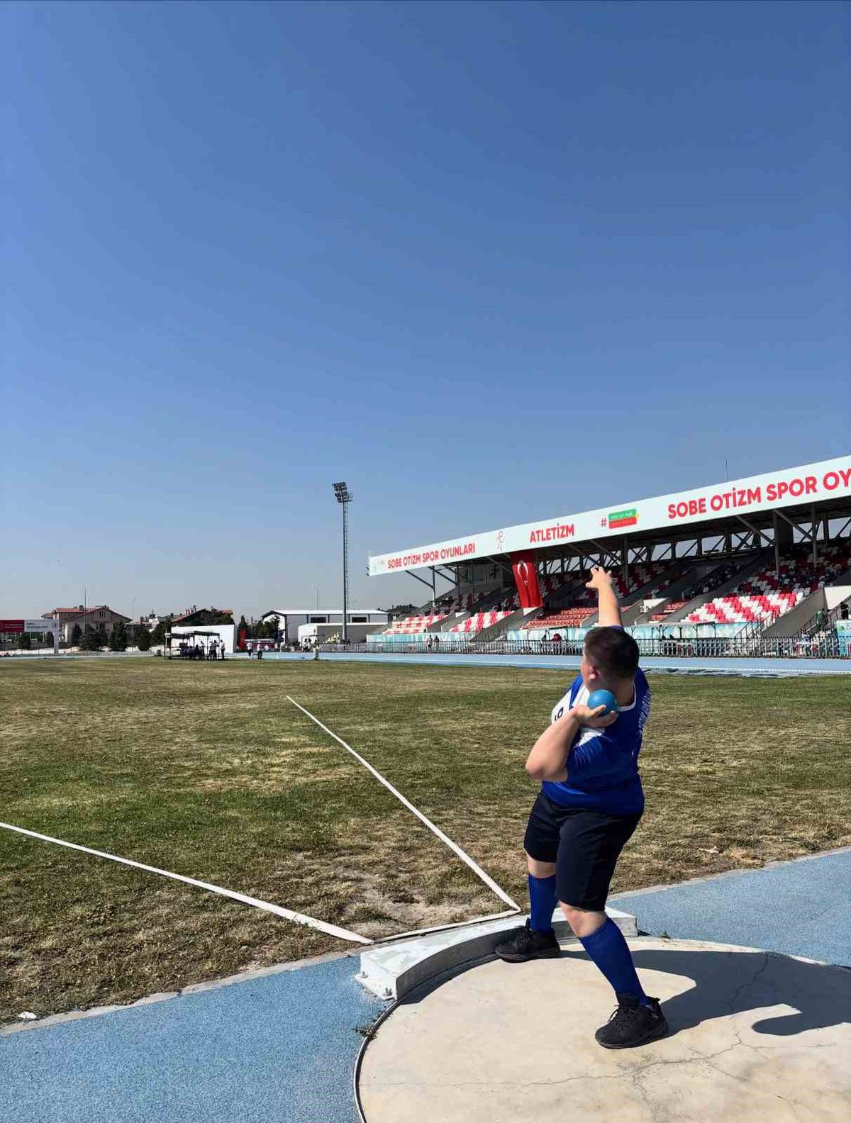 Bandırmalı özel sporcudan gümüş madalya