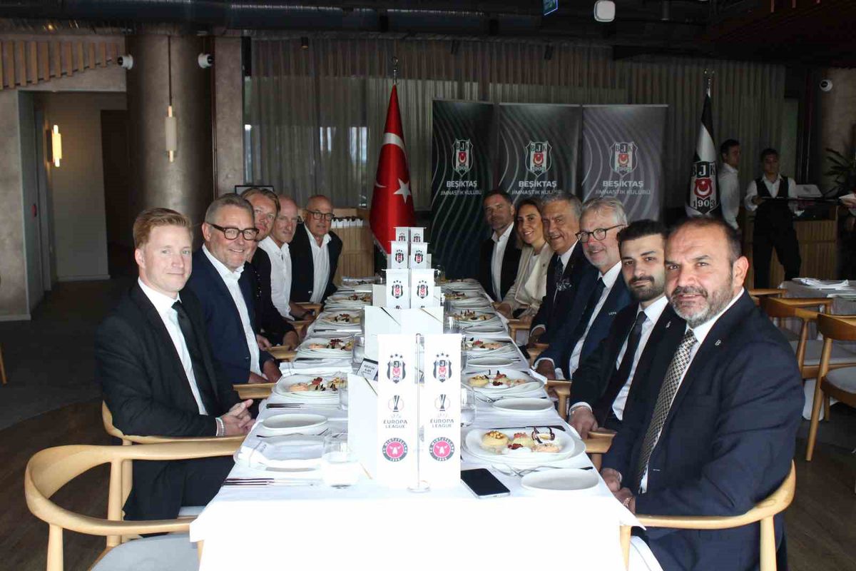 Beşiktaş'tan Midtjylland ve UEFA'ya Dostluk Yemeği