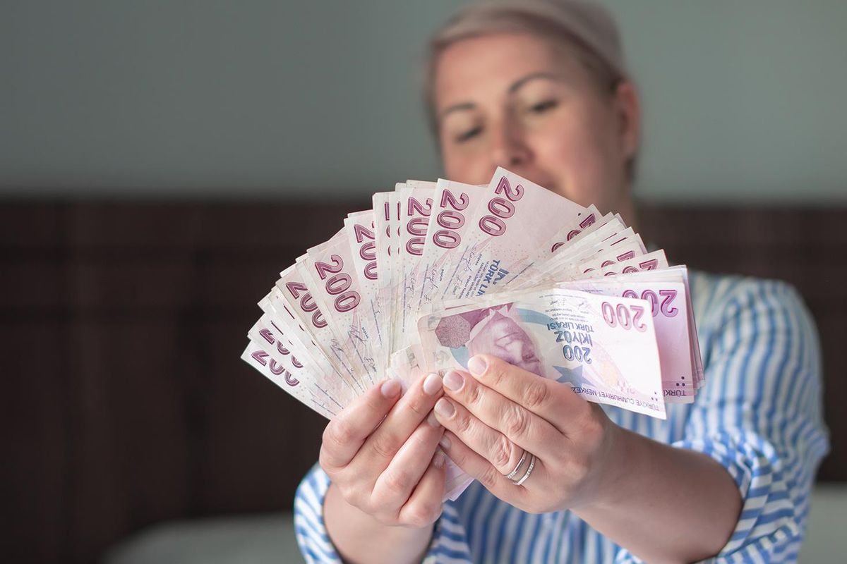 Emekli maaşlarında zam farkının yatacağı tarih belli oldu