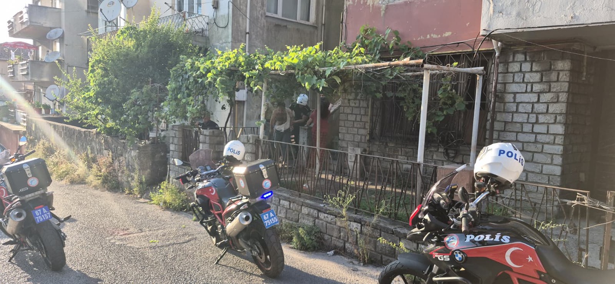 Balkon Suyu Tartışması Kavgaya Dönüştü: 3 Yaralı