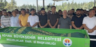 Mersin'de trafik kazasında ölen anne ve oğlunun cenazeleri Adana'da defnedildi