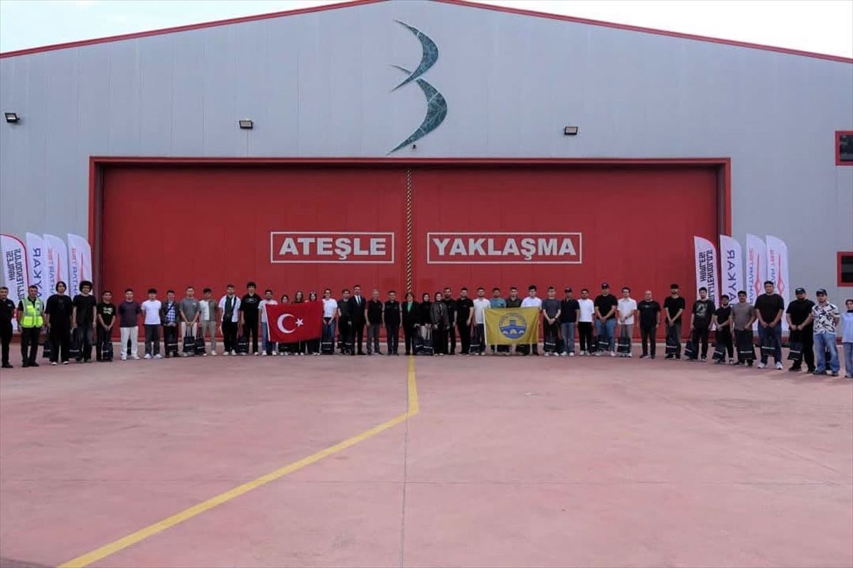 Trakya Üniversitesi öğrencileri Baykar Test ve Eğitim Merkezini ziyaret etti