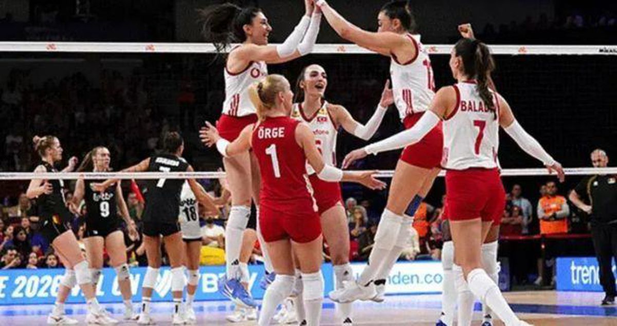 Filenin Sultanları VNL'de Yarı Finalde