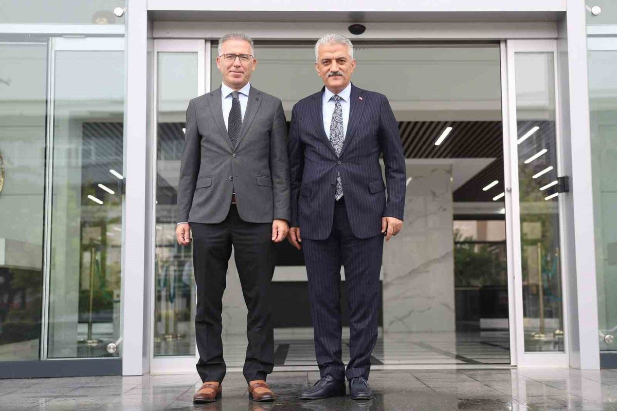 Düzce Valisi Makas, yeni Başsavcı Ünalan'ı ziyaret etti