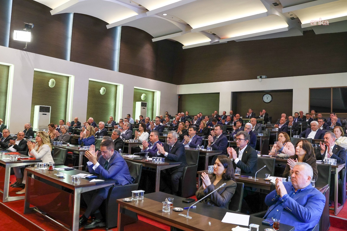 CHP'den 91 Milletvekili İstifa Etti, Yeni Parti Kuruldu