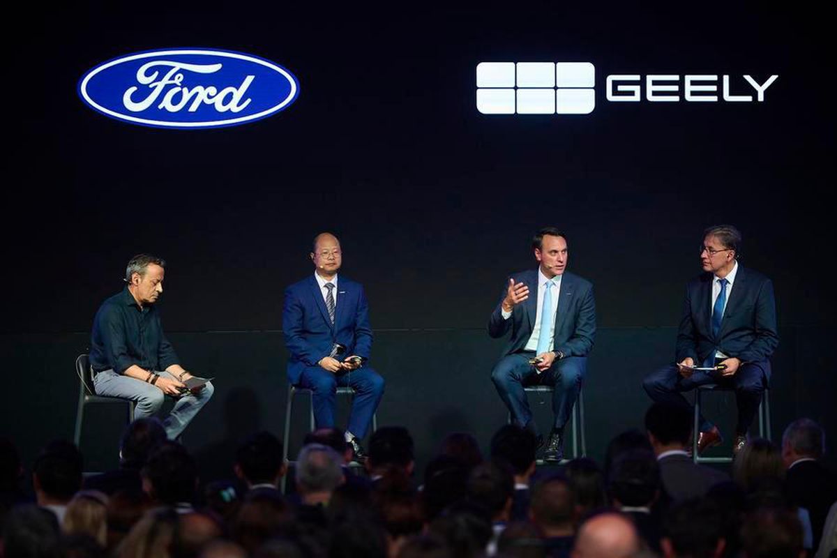 Geely ve Ford Avrupa'da Yeni Enerjili Araç Üretimi İçin Anlaştı