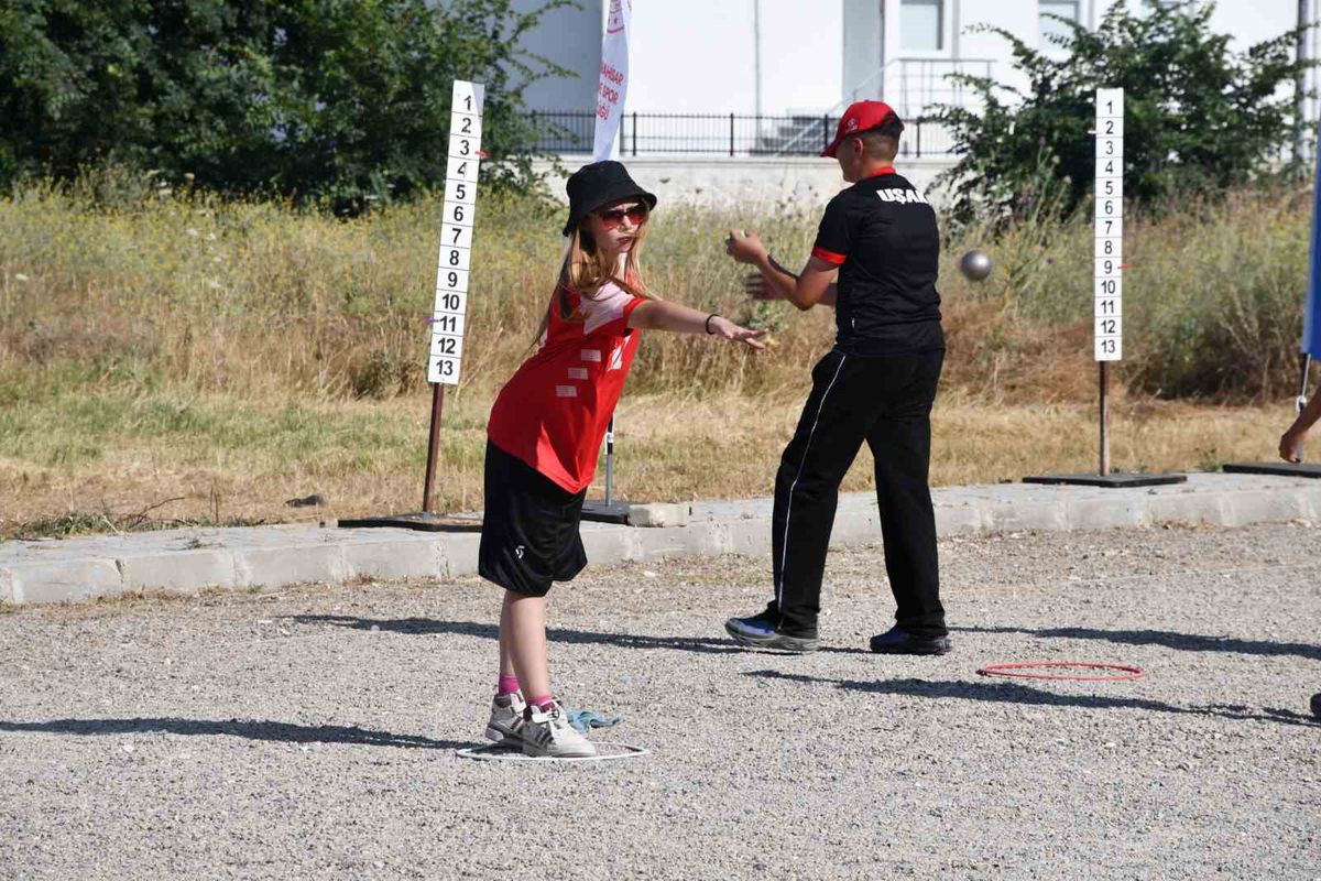 ANALİG Bocce'de 18 Kentten Takımlar Yarıştı