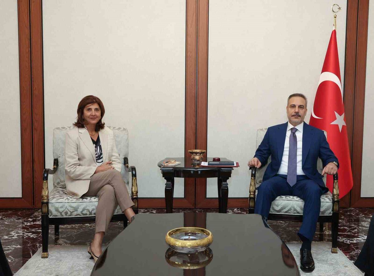 Bakan Fidan, BM Temsilcisi Holguin ile Kıbrıs Gelişmelerini Görüştü