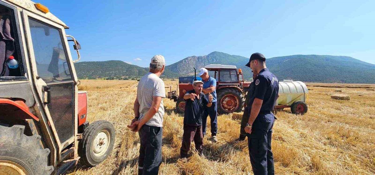 Bilecik'te Jandarmadan Biçerdöver Operatörlerine Yangın Eğitimi
