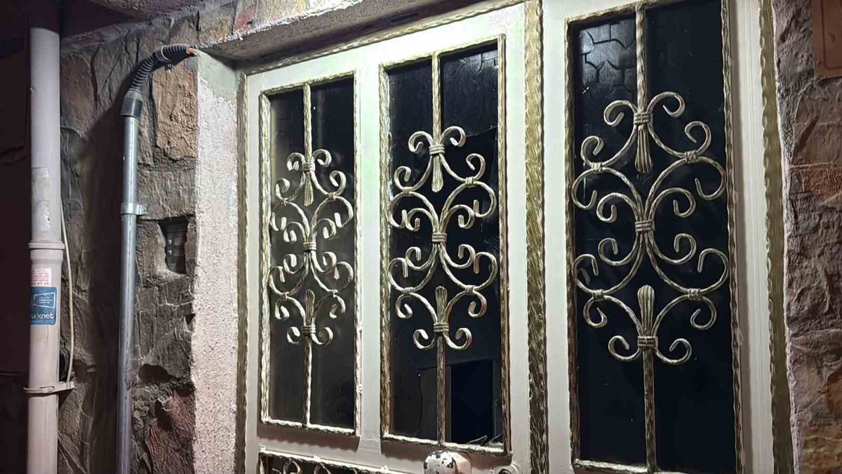 Eskişehir'de Aile Tartışması: Öfkeli Şahıs Evine Zarar Verip Kaçtı