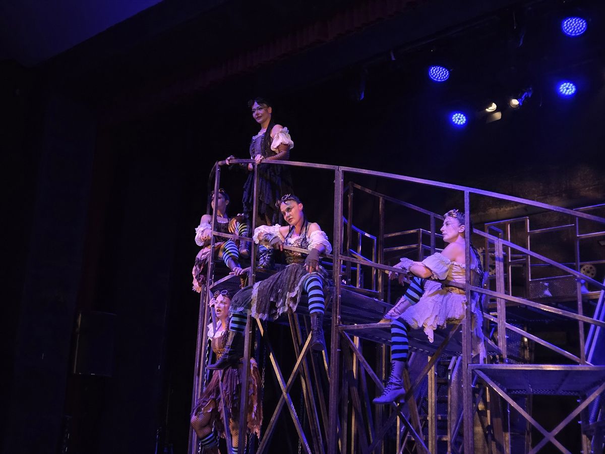 İDT'nin 'Lysistrata'sı Prizren'de Sahnelendi