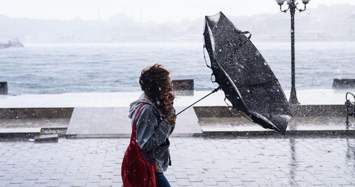 İSTANBUL HAVA DURUMU SON DAKİKA! (24-25 TEMMUZ) İstanbul'da yağmur fırtına ne zaman başlayacak, ne kadar sürecek?