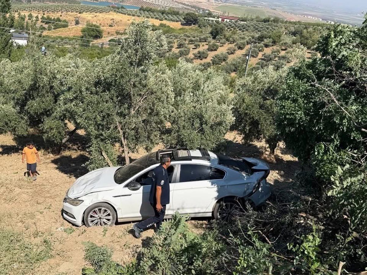 Kırıkhan'da iki araç çarpıştı: 1 yaralı