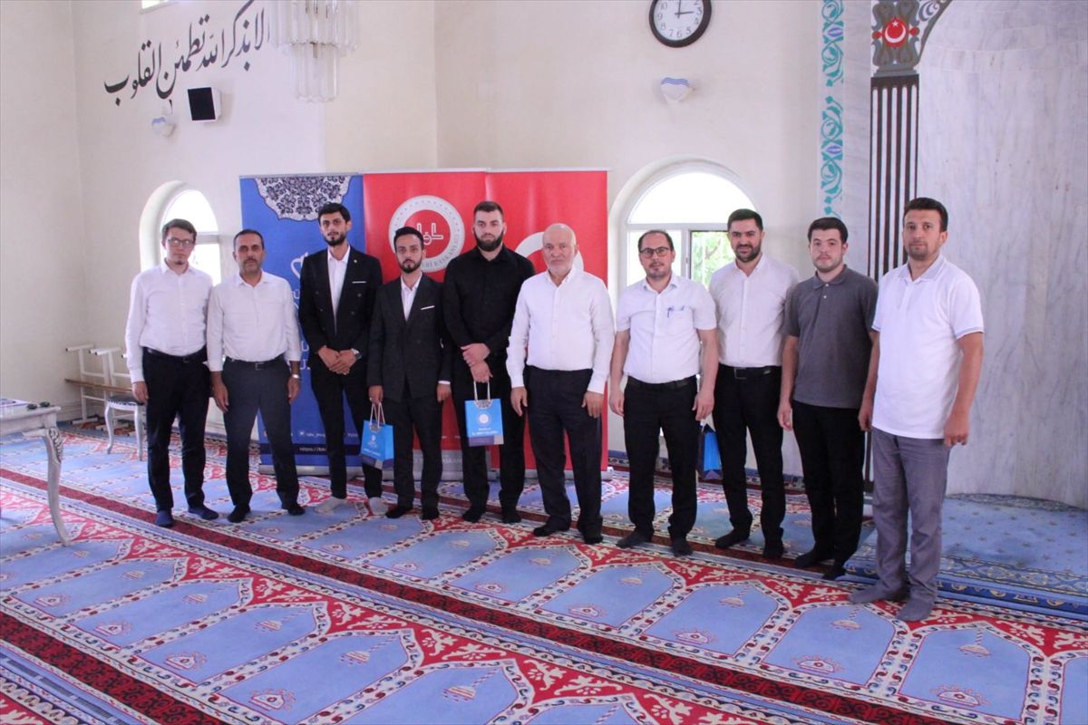 Muğla'da gerçekleştirilen din görevlileri yarışmalarından bir kare