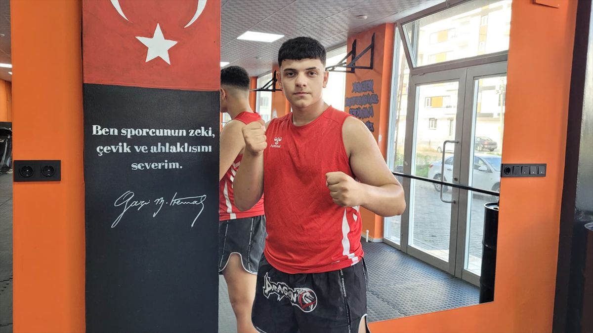 Samsunlu Genç Muaythai Sporcusu Taha Çiçek Dünya Şampiyonası'nda Türkiye'yi Temsil Edecek