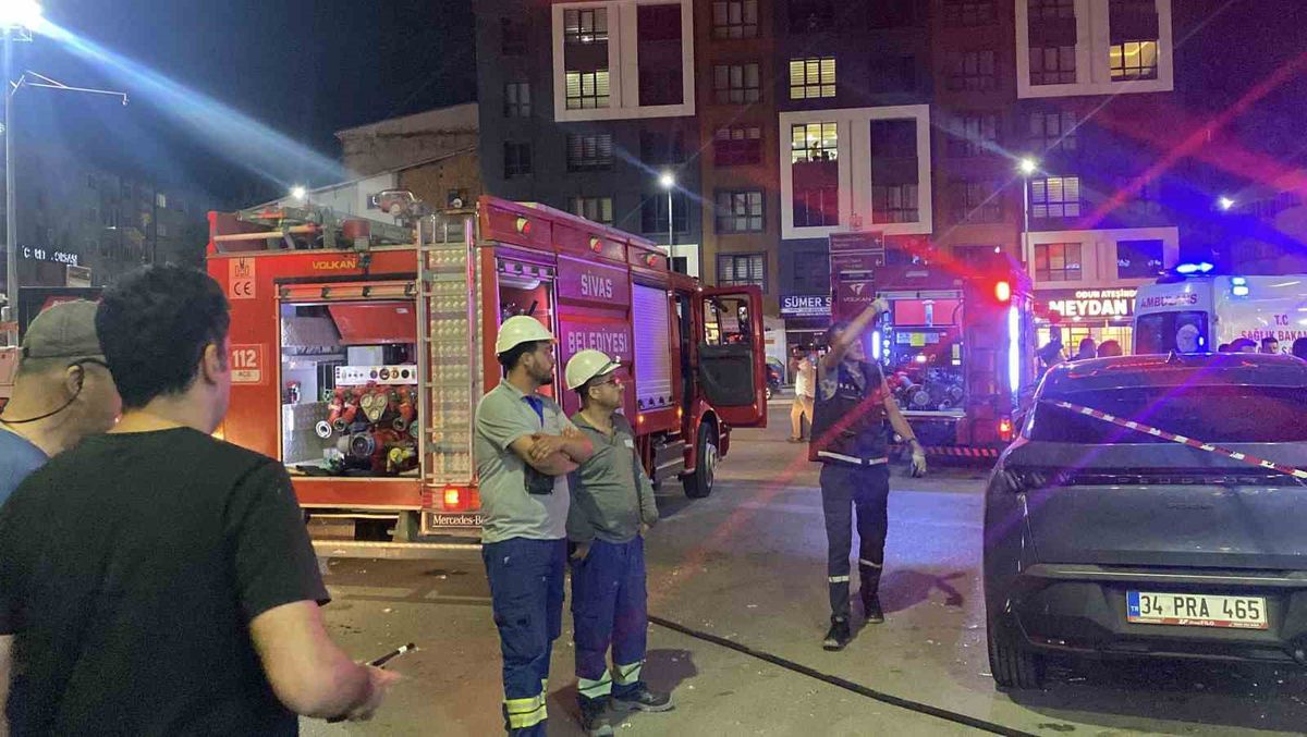 Sivas’ta gece yarısı korkutan patlama