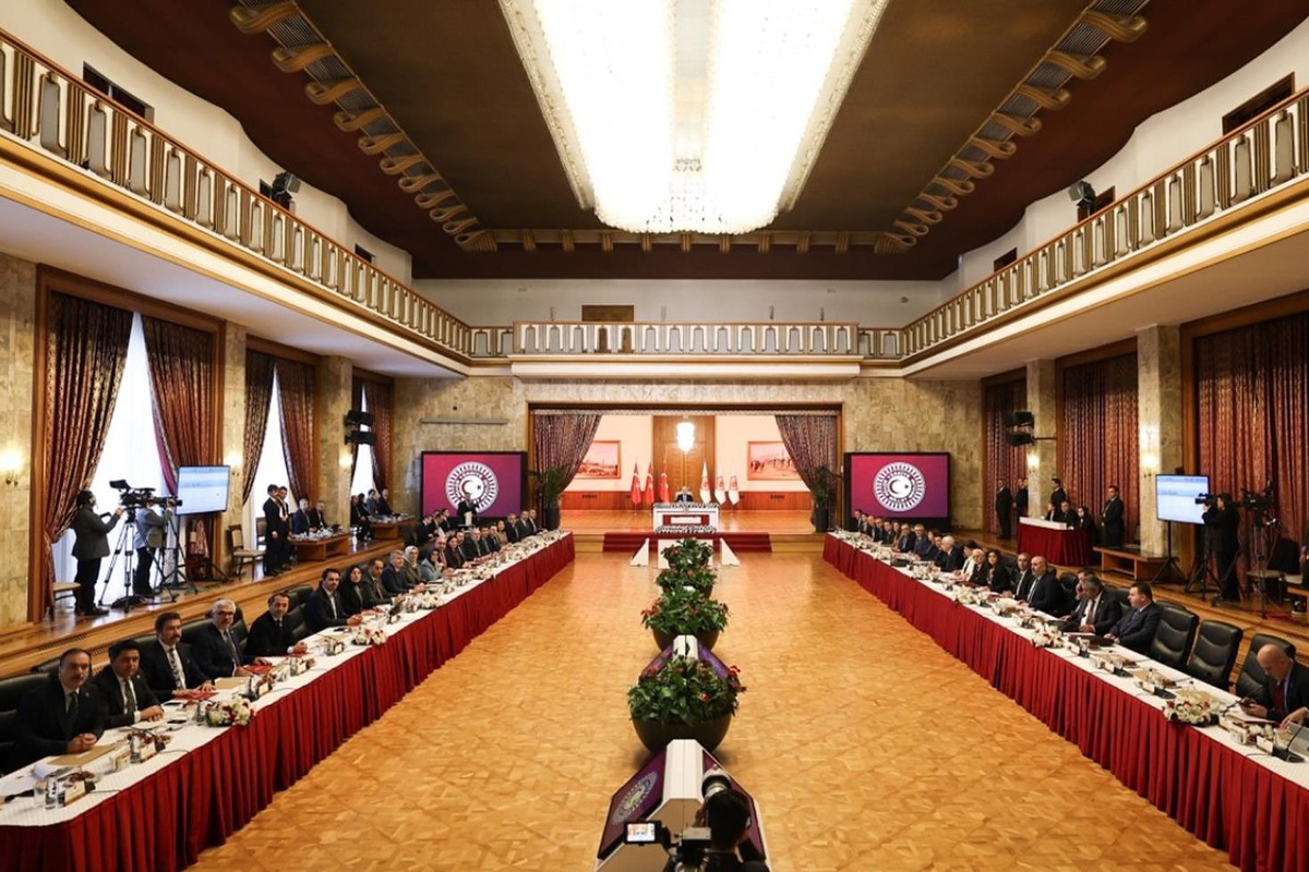 DEM Parti İmralı Heyeti ile AK Parti Grubu arasında çerçeve yasa mesaisi
