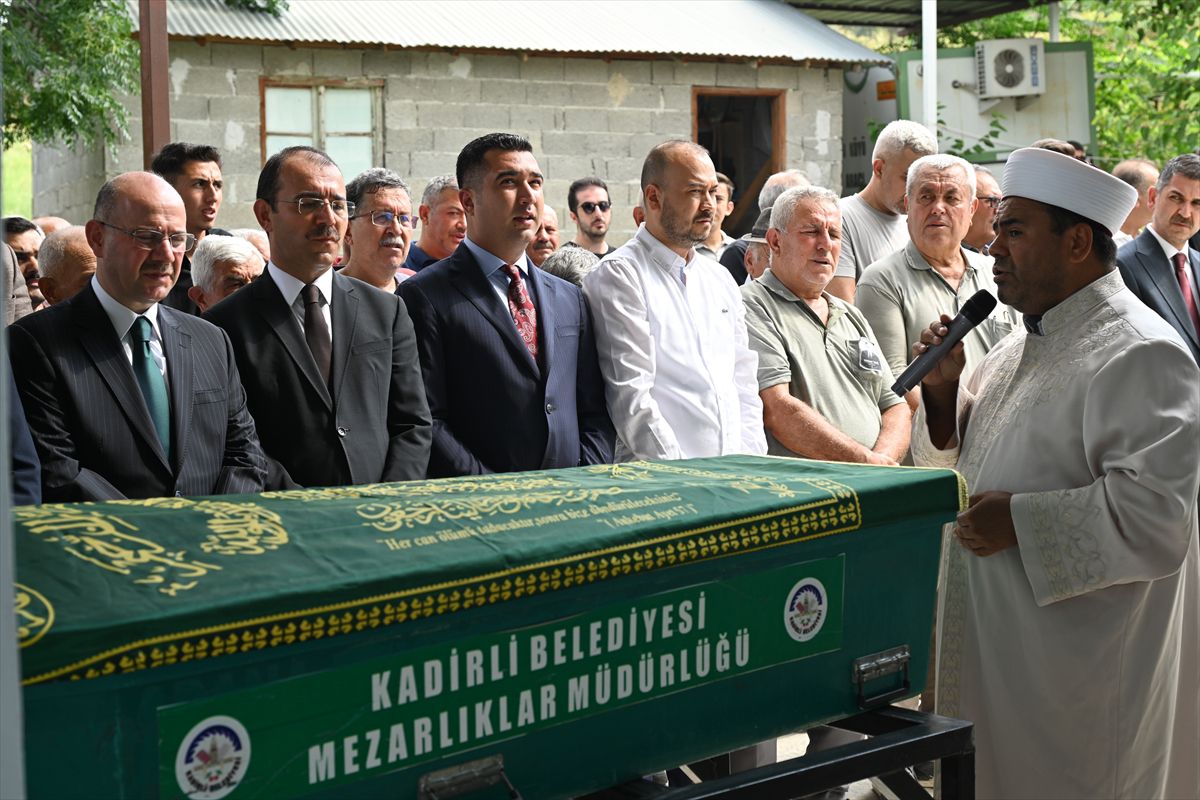 Derya Yanık'ın dayısı toprağa verildi