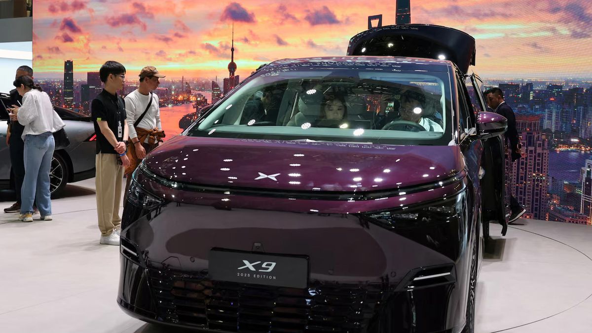 Xpeng X9 elektrikli otomobil modeli