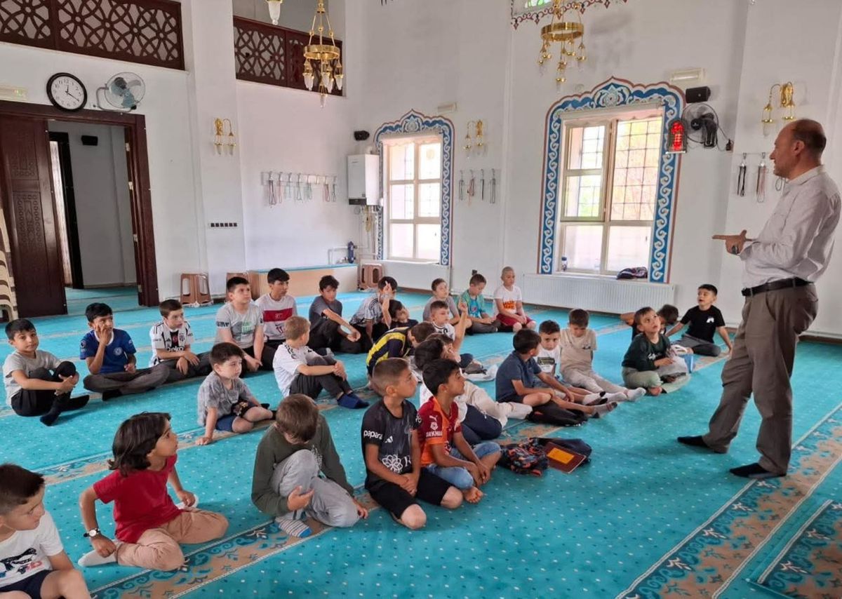 Şuhut'ta Yaz Kur'an Kursu Öğrencilerine Sigaraya Başlamama Semineri