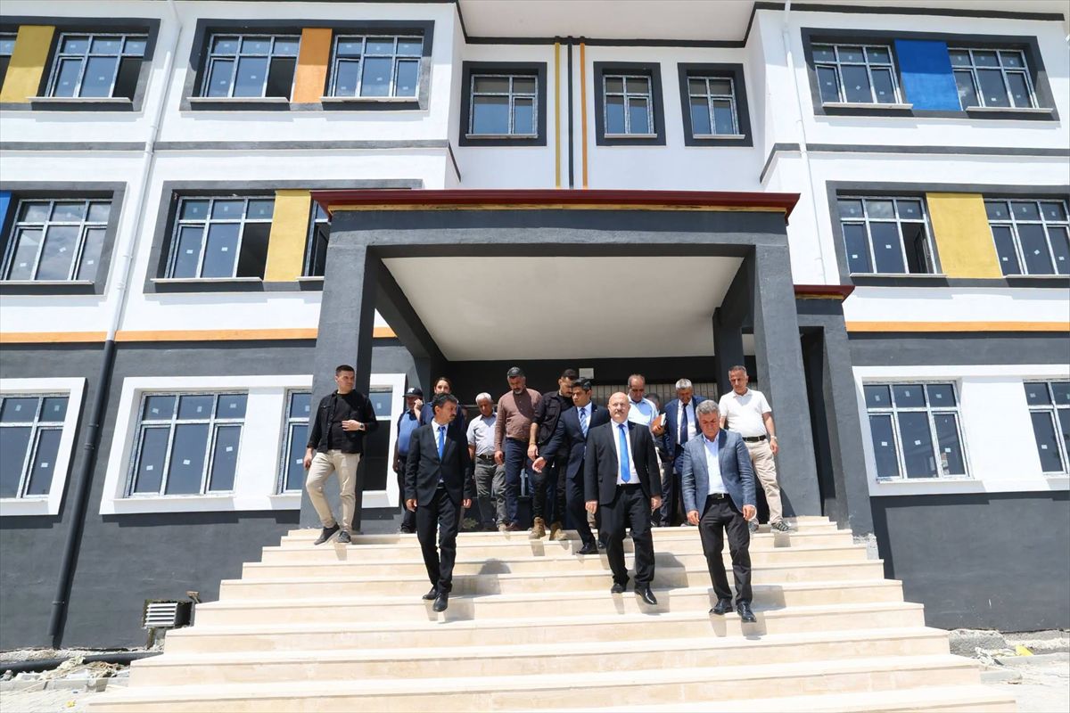 Adıyaman Valisi Küçük, Tut ilçesinde incelemelerde bulundu