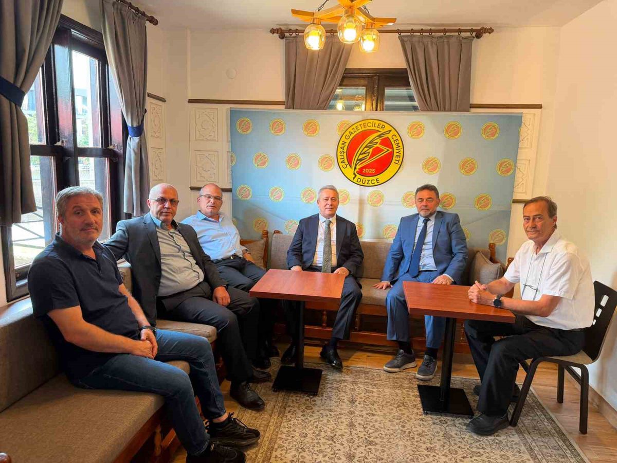 Başkan Taşlı’dan Gazeteciler Cemiyeti’ne 24 Temmuz ziyareti