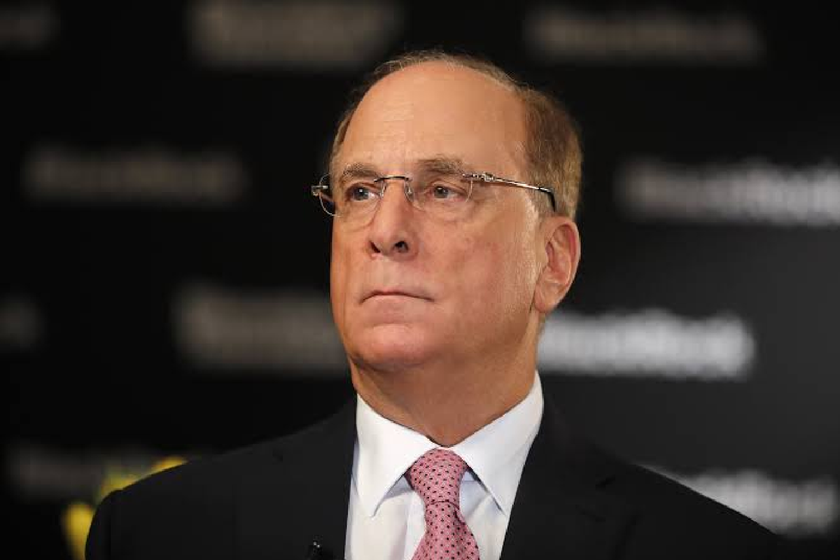 BlackRock CEO'su: 'Yapay zeka çağında daha çok tesisatçıya, daha az avukata ihtiyacımız var'