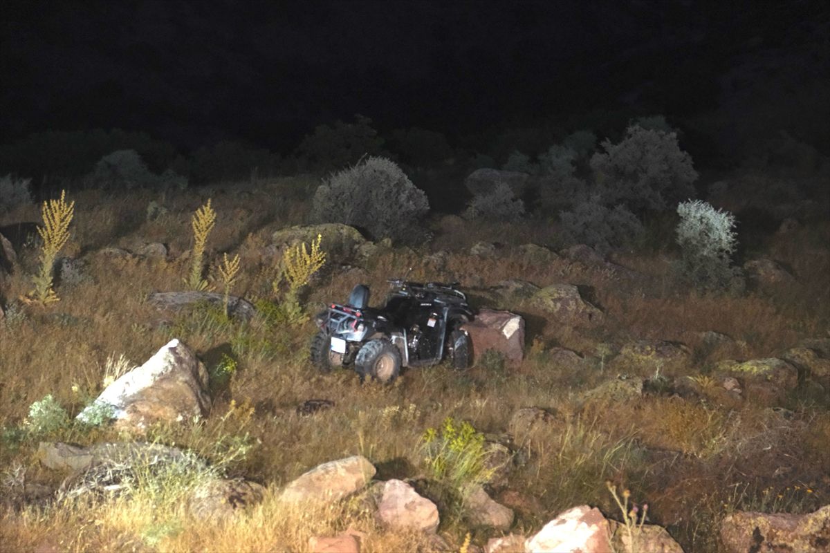 Karaman'da uçuruma devrilen ATV'nin kaza yeri.