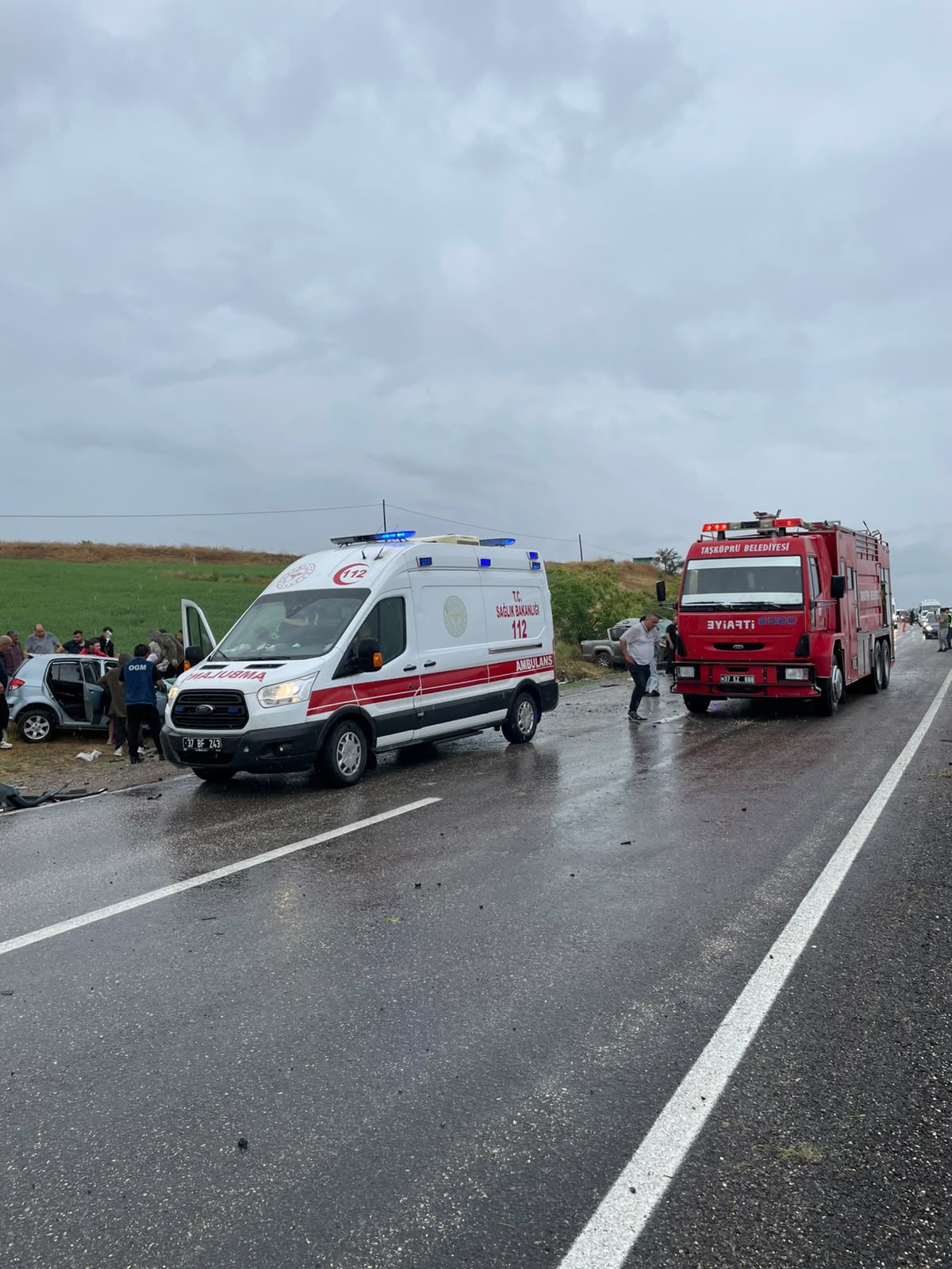 Kastamonu’da 3 aracın karıştığı kazada 1 kişi öldü, 6 kişi yaralandı