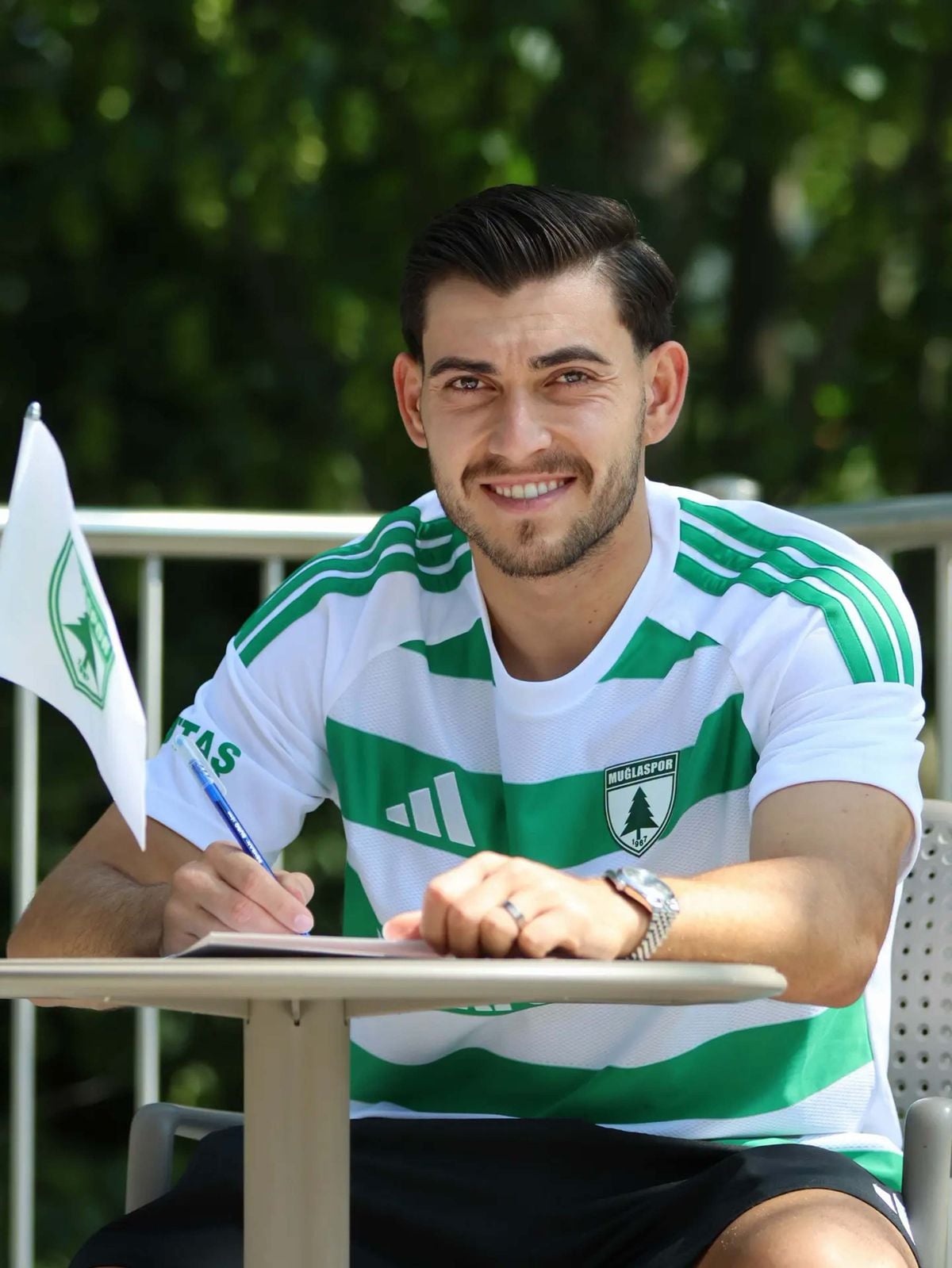 Muğlaspor orta sahaya Ali Kaan'ı kiraladı