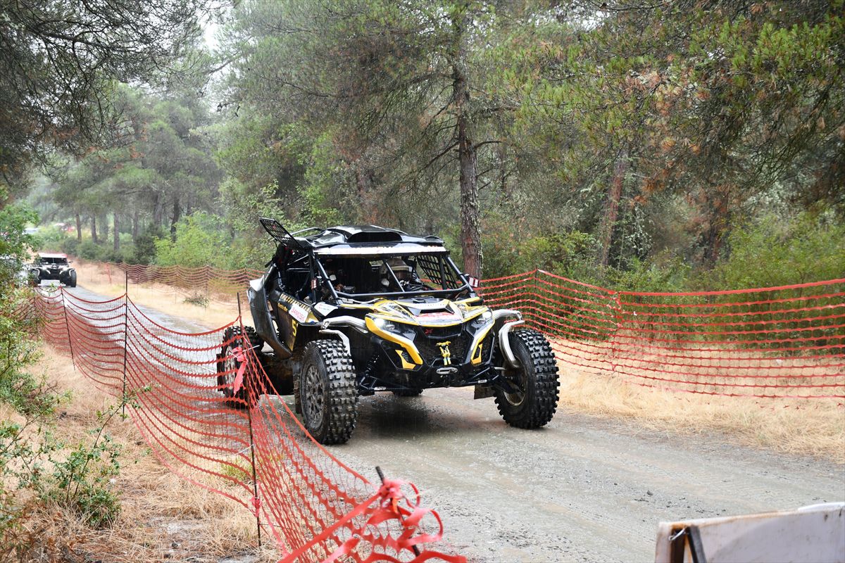 PETLAS 2026 Türkiye Offroad Şampiyonası 4. Ayak Vezirköprü Yarışı başlangıcından bir görüntü.