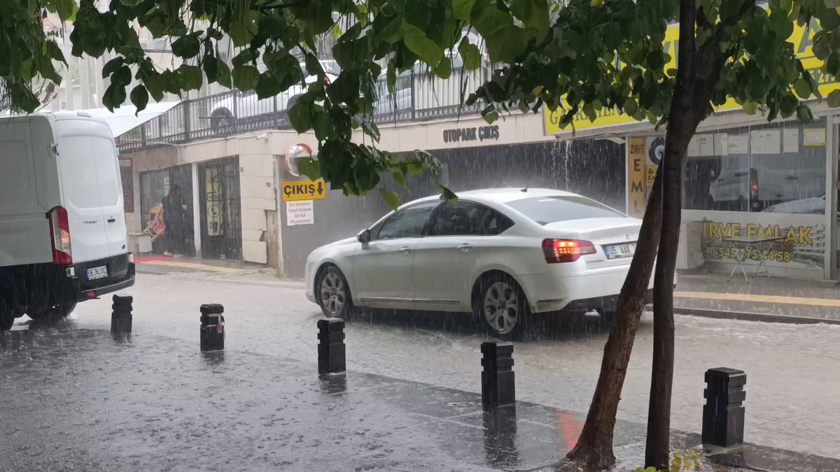 ‘Turuncu kod' uyarısı yapılan Amasya’da sağanak etkili oldu