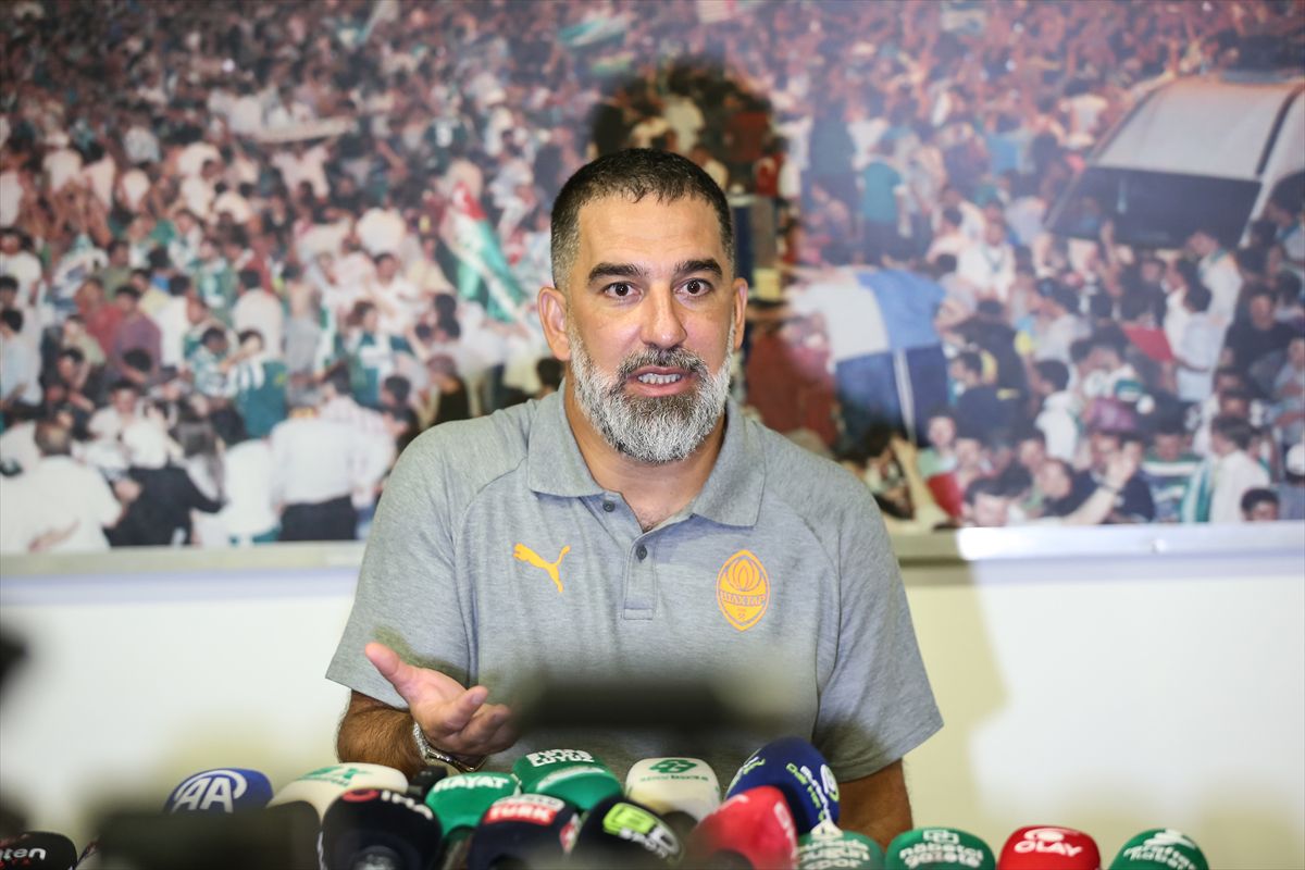 Arda Turan: 'Şampiyonlar Ligi'nde bile bu atmosfer zor görülür'