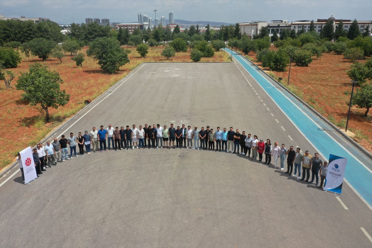 Gaziantep'te 'Drone Destekli Habercilik ve İHA-1 Ticari Pilot Eğitim Destek Programı' düzenlendi