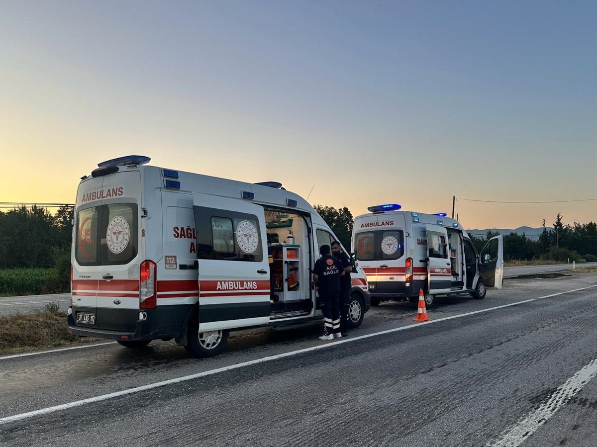 Kastamonu’da iki otomobil çarpıştı: 2 yaralı