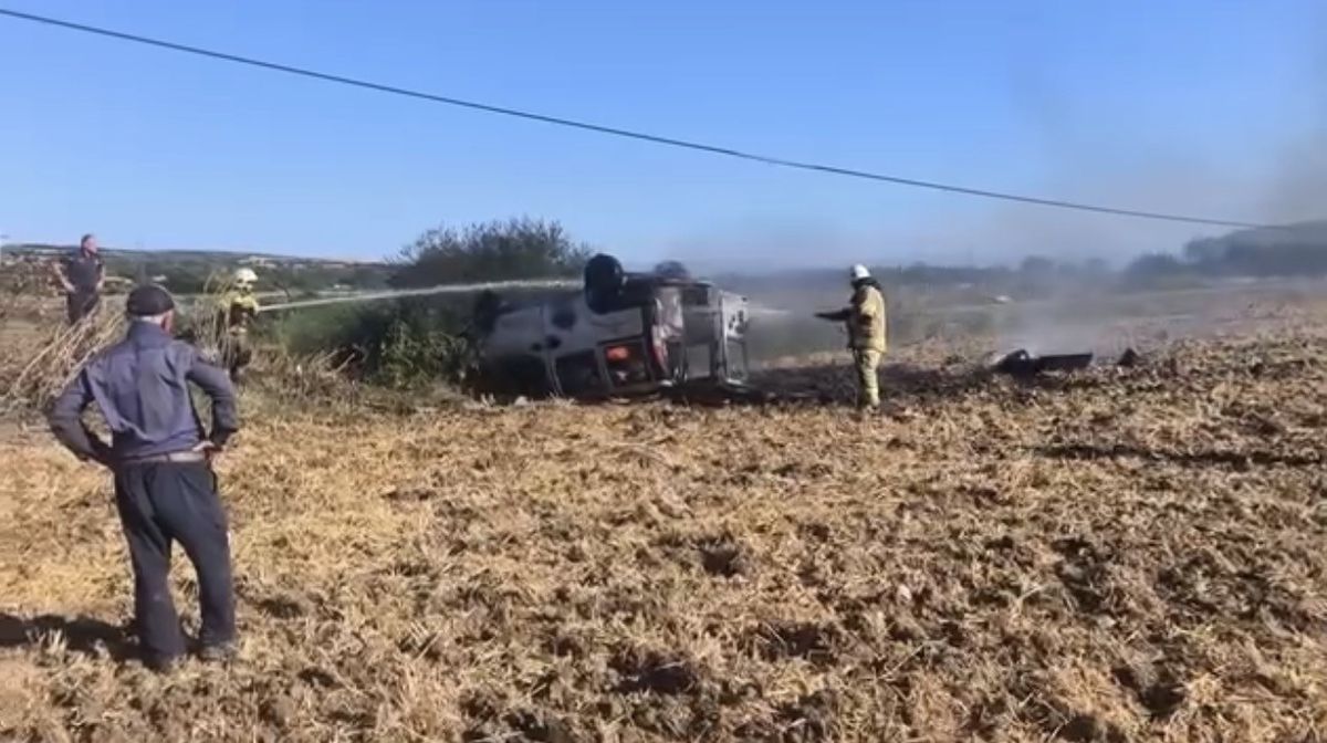 Karacabey’de Takla Atan Otomobil Alev Aldı