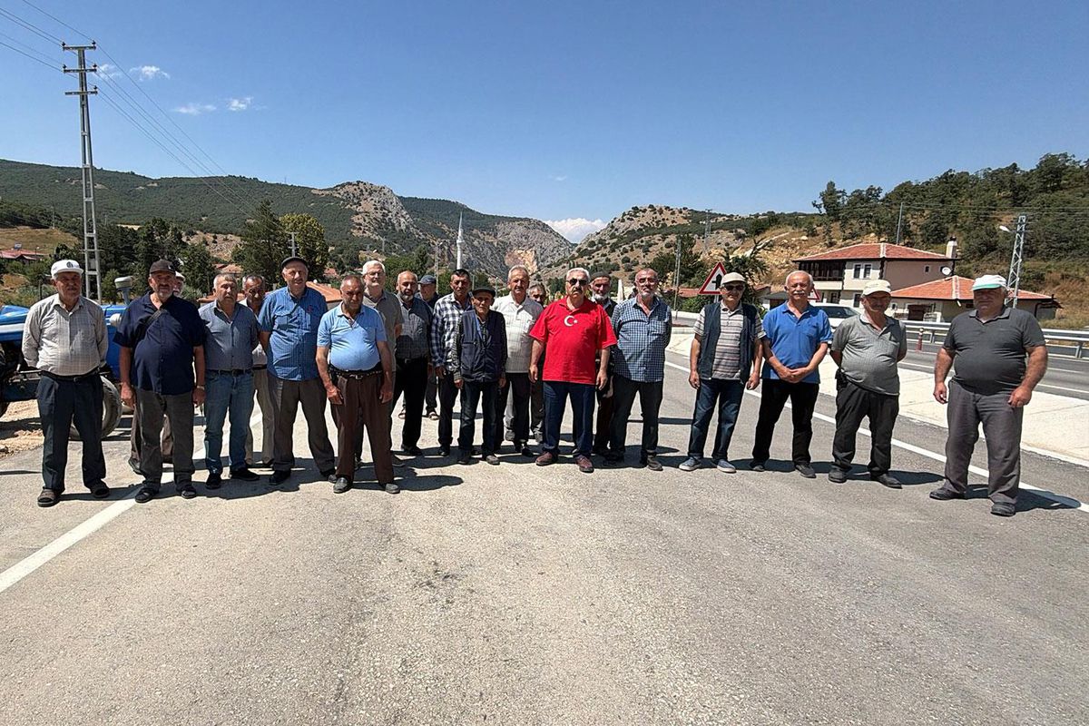 Çorum'da köylülerden yeni kavşak isyanı: Her gün ölüm korkusu yaşıyoruz