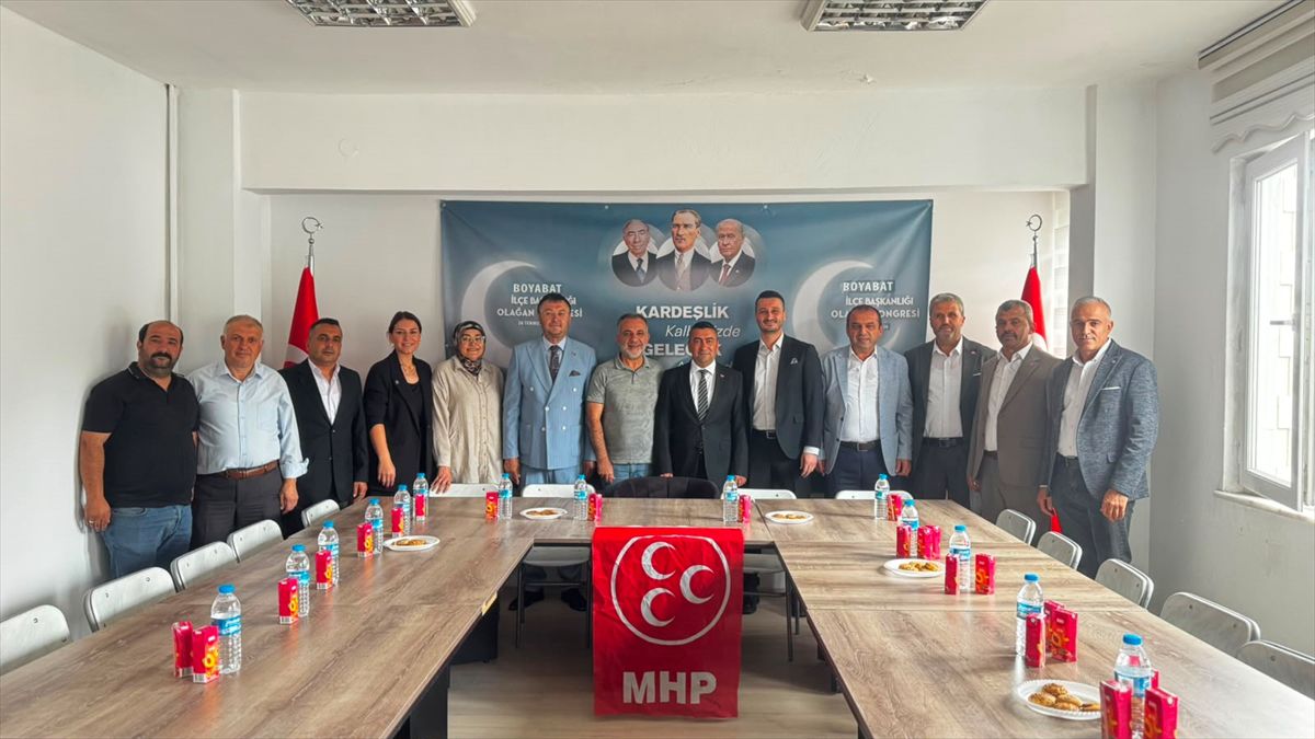 MHP Boyabat İlçe Kongresi'nden bir görüntü