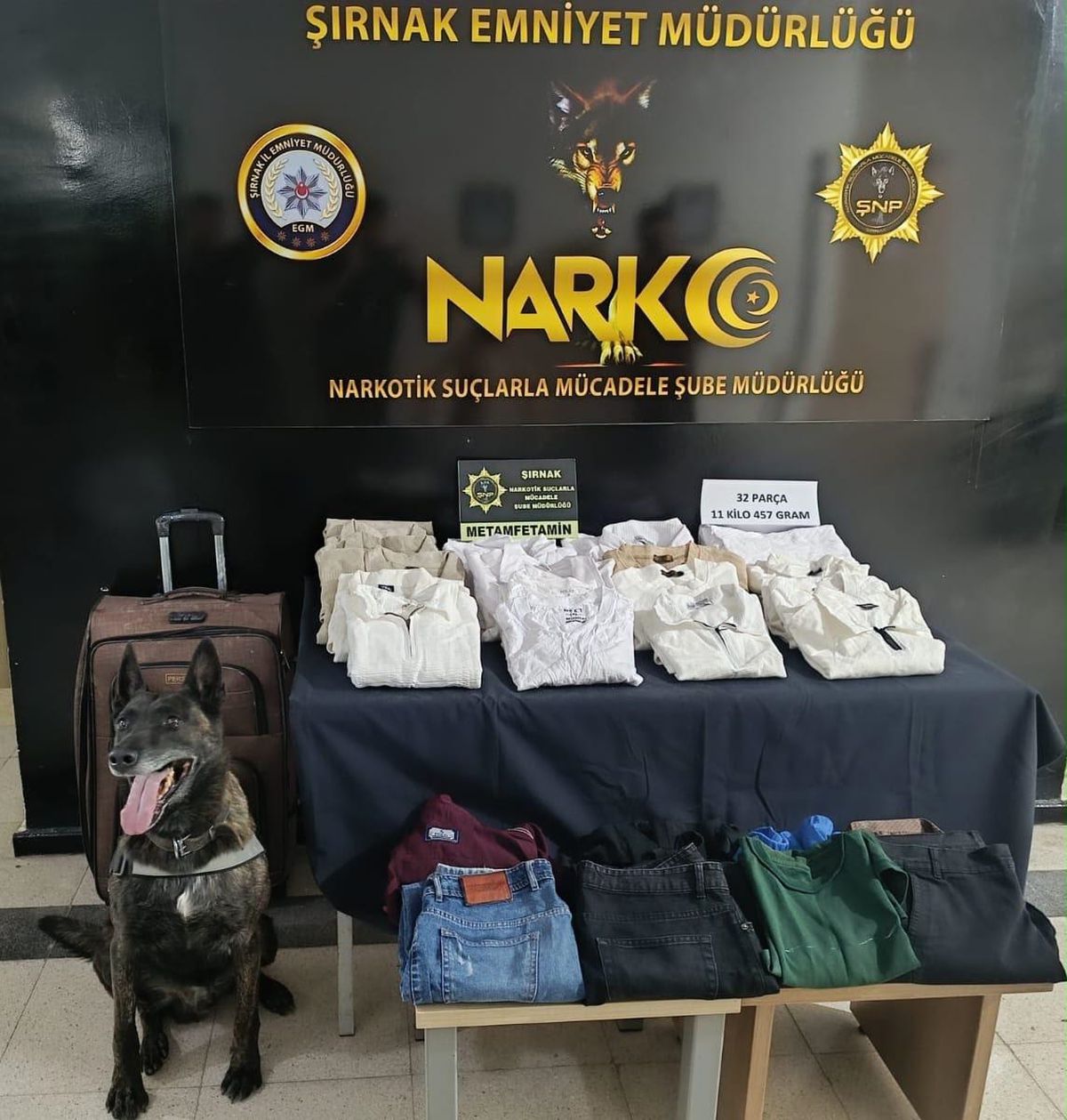Şırnak'ta valizlerinde 11 kilo 457 gram uyuşturucu ele geçirilen yabancı uyruklu zanlı tutuklandı