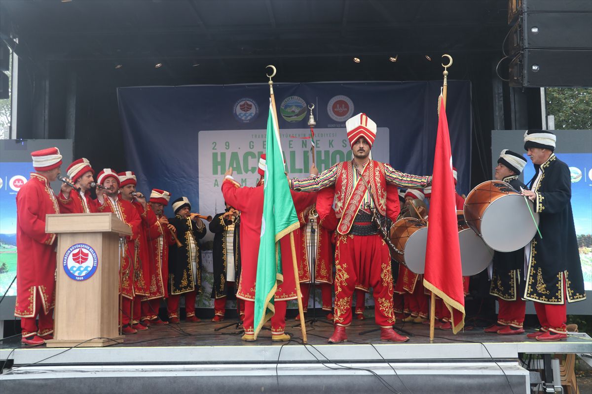 Trabzon'da düzenlenen 29. Geleneksel Haçkalı Hoca Anma Programı'ndan genel bir görünüm.