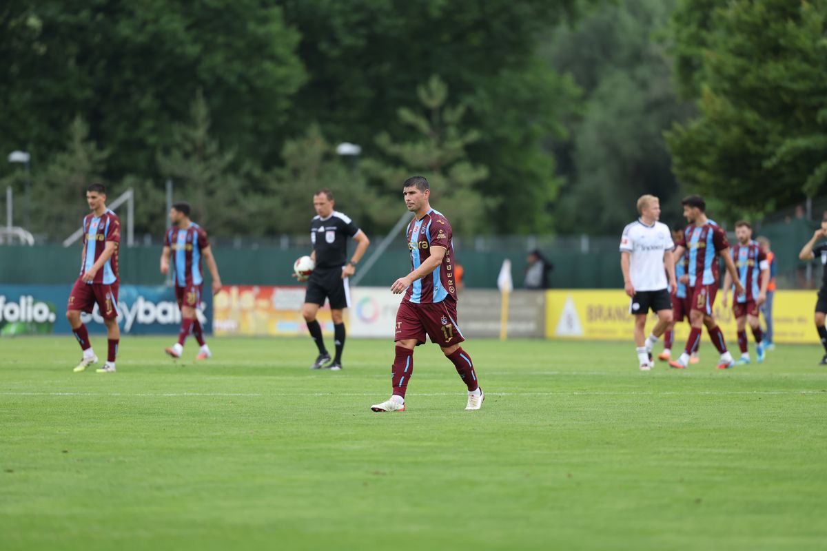 Trabzonspor, Frankfurt'a 3-0 Mağlup