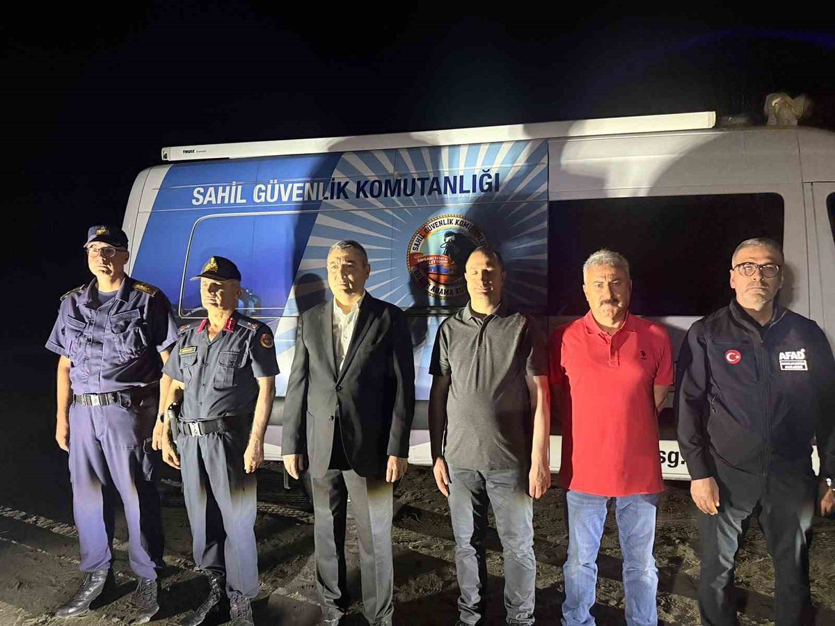 Tarsus'ta denizde aile faciası: 3 ölü, 1 kayıp