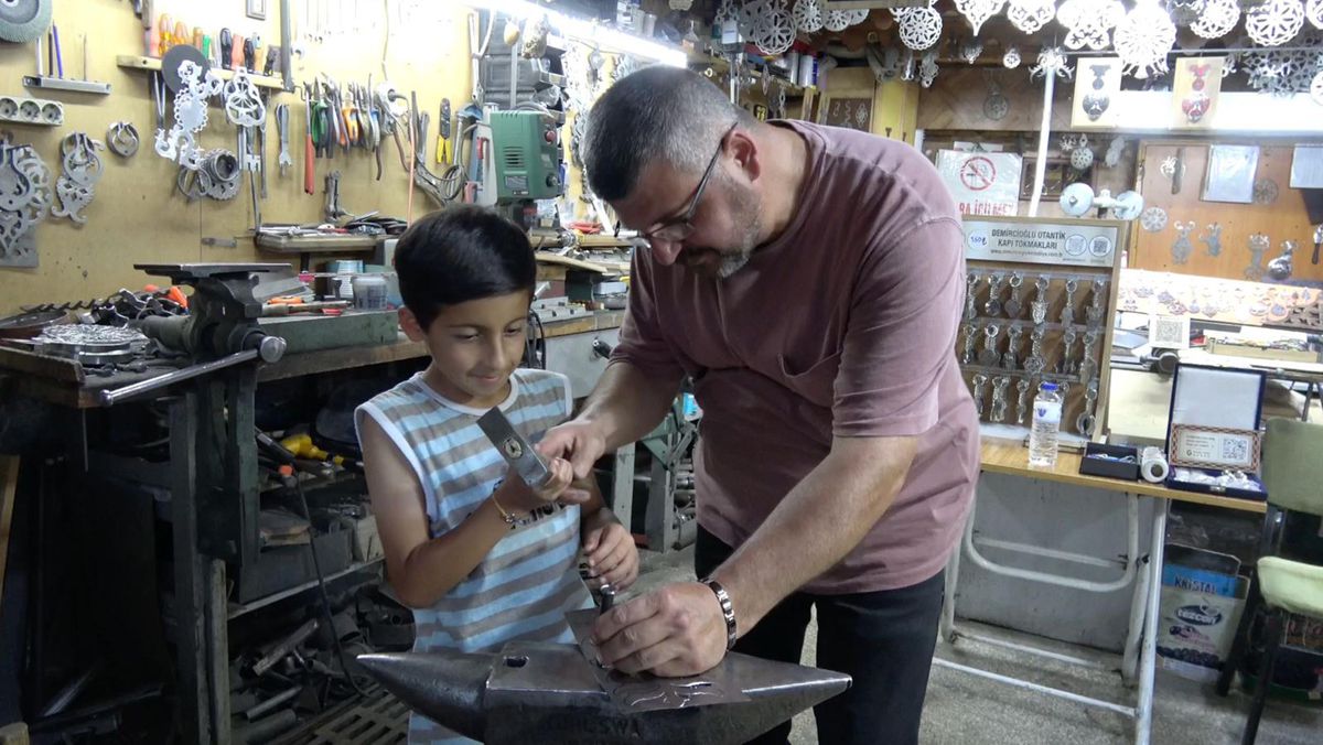 Erzincan'da 6 Kuşaktır Asırlık Kültür: Kapı Tokmakları